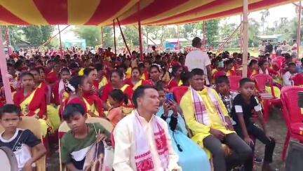 ঢেকিয়াজুলি ভাগ: চেনীমাৰী গাঁৱত উদ্‌যাপন কৰা সদৌ অসম পৰজা (কুই) সমাজৰ দ্বি-বাৰ্ষিক চেতৰা পাৰবু উৎসৱ ও সাংস্কৃতিক সমাৰোহ সামৰণি পৰিল