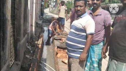 ডায়মন্ডহারবার ২: সরিষার 102 নম্বর বুথে হল নিকাশিনালা তৈরির কাজ