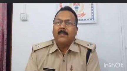 जामताड़ा: सारखेलडीह में पुलिस ने छापेमारी कर अवैध देह व्यापार का भंडाफोड़ किया, दो महिलाओं सहित तीन गिरफ्तार