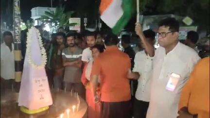 শান্তিপুর: কাশ্মীরে জঙ্গিদের গুলিতে নিহত 26 জন হিন্দু পর্যটকের মৃত্যুর ঘটনায় ফুলিয়ায় বিক্ষোভ প্রদর্শন বিজেপির
