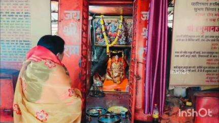 नर्मदापुरम: DEO कार्यालय स्थित हनुमान मंदिर में भंडारे में शामिल हुईं राज्यसभा सांसद