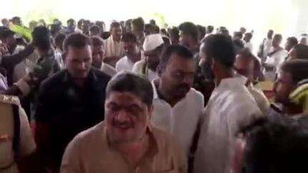 గజ్వేల్: శాకారంలో జరిగిన భూభారతి అవగాహన సదస్సులో పాల్గొన్న మంత్రులు శ్రీనివాస్ రెడ్డి, కొండా సురేఖ, పొన్నం ప్రభాకర్
