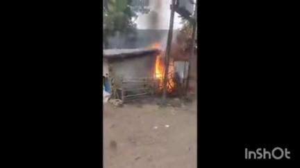 सावनेर: सावनेर तहसील कार्यालय समोर घराला लागली आग, मालमत्तेचे मोठे नुकसान