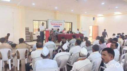 फुलंब्री: तहसील कार्यालयात पिक विमा संदर्भात खरीप नियोजन बैठकीत शेतकऱ्यांनी मांडल्या समस्या, आमदार अनुराधा चव्हाण यांची उपस्थिती