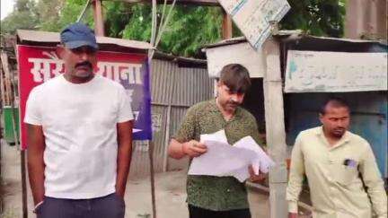 सरैया: प्रोजेक्ट बालिका उच्चतर माध्यमिक विद्यालय सरैया में छात्राओं का नामांकन नहीं लेने पर लोगों ने थाने में दिया आवेदन