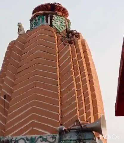 चामोर्शी: वाघोली येथील हनुमान मंदिरावर विज पडत कळसाचे नूकसान
