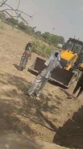 rajasthan ke hinduan city me beton ki katai prashasan nahin utha raha koi action