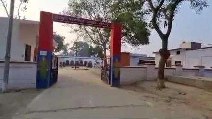 खजनी: सिकरीगंज थाना क्षेत्र के झौंवा खुर्द के सिवान में खेत में बने कमरे का ताला तोड़कर चोरों ने सामान किया चोरी