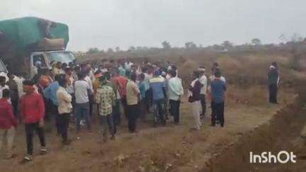 आरंग: छत्तीसगढ़ पशुचारा परिवहन संघ ने किया अनिश्चितकालीन हड़ताल