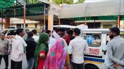 बुलंदशहर: स्याना मार्ग पर गांव हसनपुर सेमली के निकट पैदल जा रहे व्यक्ति को एंबुलेंस ने मारी टक्कर, हुई मौत