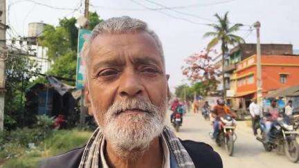 एकमा में रोड जाम लगने से राहगीर परेशान