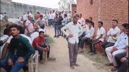 कांठ: मेरठ में डंपर ने साइकिल में मारी टक्कर, पट्टी मोड़ गुलरिया निवासी युवक की हुई मौत