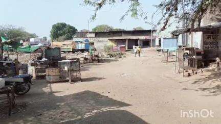 कोलारस: जगतपुर के मीट मार्केट में चोरों का आतंक, दो दिन में दो दुकानों से मुर्गे और बकरे चोरी