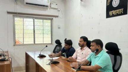बिश्रामपुर: नगर परिषद कार्यालय के सभागार में जल संकट को लेकर नगरीय प्रशासन की हुई बैठक, हेल्पलाइन नंबर किया जारी
