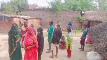 इकौना: सौरपुर बक्सरिया में चोरी के शक में बुजुर्ग की पिटाई से हुई मौत, अख्तर नगर में मृतक के घर की महिलाओं ने दी जानकारी