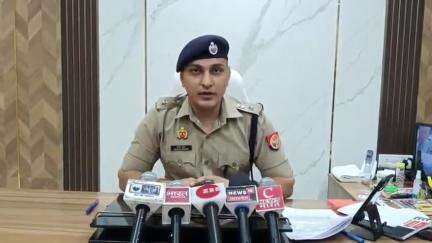 उन्नाव: चाइल्ड पॉर्नग्राफी कंटेंट शेयर करने पर FIR,हर्षित श्रीवास्तव पर अश्लील कंटेंट शेयर करने का आरोप।
#child #news