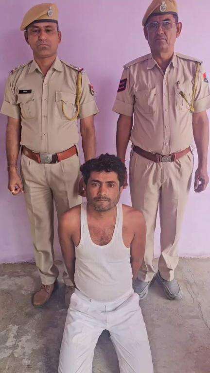 #Balotra: ऑपरेशन वज्र प्रहार’’ के तहत अवैध बंदूक व बिना नंबरी बोलेरो वाहन जब्त।

सलीम गिरफ्तार।

#OperationVajraPrahar