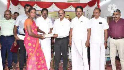 அரவக்குறிச்சி: ஈசநத்தம் பகுதியில் மக்கள் சந்திப்பு திட்ட முகாமில் 92 பயனாளிகளுக்கு நலத்திட்ட உதவிகள் மாவட்ட ஆட்சியர் வழங்கினார்