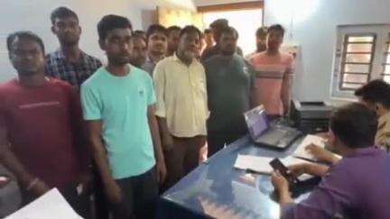 ભાભર: ભાભર પોલીસ સ્ટેશન ખાતે પશ્ચિમ બંગાળના ૩૪ જેટલા માણસો ની પૂછપરછ હાથ ધરાઈ