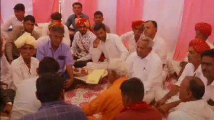 चौहटन: चौहटन विधायक आदुराम मेघवाल विधानसभा क्षेत्र के विभिन्न गांवों के दौरे पर रहे, सामाजिक कार्यक्रमों में की शिरकत