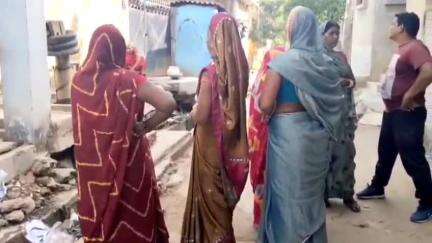 इचाक: कुटुमसुकरी मे   नाली निर्माण से ग्रामीणों में नाराजगी सुधार नहीं हुआ तो करेंगे नाली बंद # jansamasya