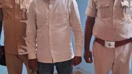 गया टाउन सीडी ब्लॉक: गया SSP के निर्देश पर, जिले के विभिन्न थाना क्षेत्रों में हत्या के प्रयास समेत 8 अन्य मामलों में 24 गिरफ्तार