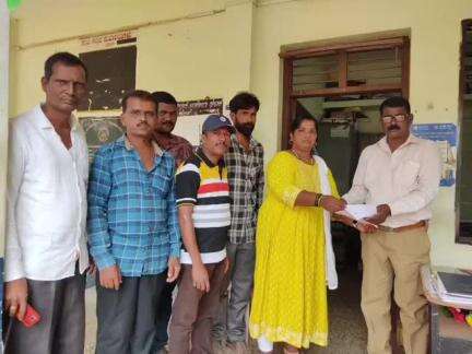 ಅಂಕೋಲ: ವಜ್ರಳ್ಳಿ ಗ್ರಾಮಕ್ಕೆ ನರಗುಂದ, ಕಲಘಟಗಿ, ಗದಗ, ನವಲಗುಂದ, ಹುಬ್ಬಳ್ಳಿ ಗ್ರಾ ಘಟಕಗಳ ಬಸ್ ನಿಲುಗಡೆಗೆ ಸಾರಿಗೆ ಘಟಕಕ್ಕೆ ಗ್ರಾಮಸ್ಥರಿಂದ ಮನವಿ