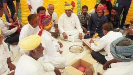 सेड़वा: चौहटन विधायक ने सेड़वा क्षेत्र में आयोजित विभिन्न वैवाहिक कार्यक्रम में शिरकत कर नवदंपति को आशीर्वाद दिया