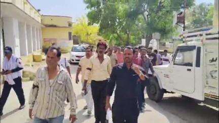 देेवगढ़: देवगढ़ में मुस्लिम समाज के लोगों ने पहलगाम आतंकी हमले को लेकर राष्ट्रपति के नाम SDM को दिया ज्ञापन