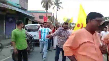 হরিণঘাটা: বাংলার পূণ্যভূমি দীঘাতে জগন্নাথ দেবের আগমনে আজ হরিণঘাটা ব্লক তৃণমূল কংগ্রেসের উদ্যোগে বর্ণাঢ্য শোভাযাত্রা