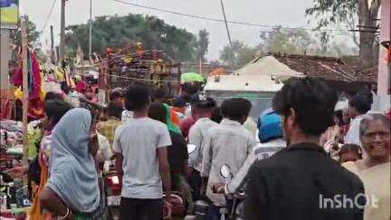 रमकंडा: रमकंडा बाजार में घंटों लगा जाम, BDO-CO खेत के रास्ते पैदल घर लौटे