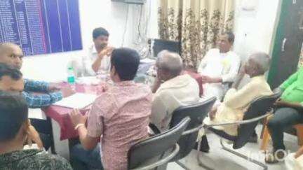 सौर बाज़ार: सौर बाजार में विधानसभा चुनाव की तैयारी शुरू, बीडीओ ने विभिन्न राजनीतिक दलों के साथ की बैठक