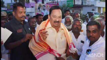 நெமிலி: காவேரிப்பாக்கத்தில் நடைபெற்ற திமுக நிர்வாகி இல்ல திருமண விழாவில் அமைச்சர் R.காந்தி பங்கேற்பு