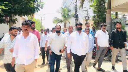 ఇబ్రహీంపట్నం: మైలార్ దేవ్ పల్లి డివిజన్ పరిధిలో పర్యటించి అభివృద్ధి పనులను పరిశీలించిన కార్పొరేటర్ తోకల శ్రీనివాస్ రెడ్డి