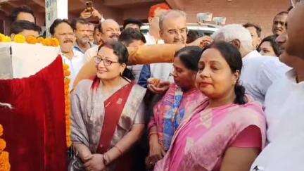 सिवान: पंचमंदिरा पोखरा में घाट और पार्क का भव्य उद्घाटन