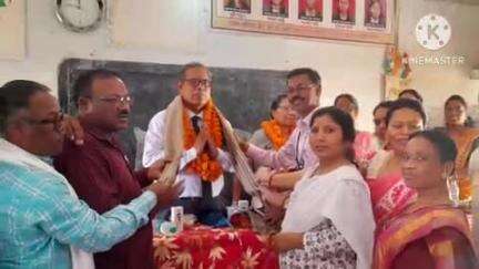 दुर्गुकोंदल: संकुल प्राचार्य एस.डी. दास एवं कन्या स्कूल दुर्गुकोंदल की प्राचार्य श्रीमती सुनीता कुंजाम को सेवानिवृत्ति पर दी गई विदाई