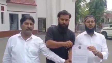 कांके: वक़्फ़ संशोधन अधिनियम को लेकर AIMIM नेता महताब आलम ने राज्यपाल से मुलाकात की