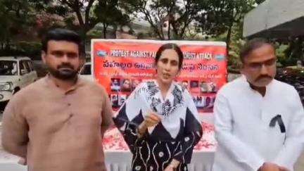 ఇబ్రహీంపట్నం: హైదరాబాదులో ఉన్న దేశద్రోహులను తరిమేయకుండా ఎంఐఎం పోషిస్తుంది: కార్పొరేటర్ ఆకుల శ్రీవాణి