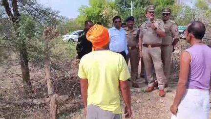 टेहरोली: मऊरानीपुर के उपजिलाधिकारी ने टिकरी में अपराध से अर्जित संपत्ति की की कुर्क