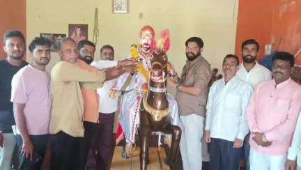ಹಳಿಯಾಳ: ಪಟ್ಟಣದಲ್ಲಿ ಬಿಜೆಪಿಯಿಂದ ಶಿವಾಜಿ ಜಯಂತಿ ಆಚರಣೆ