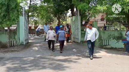 ଫୁଲବାଣୀ ସହର: ଫୁଲବାଣି ଠାରେ ସମସ୍ତ ଓଡିଶା ଇପିଏଫ୍ ପେନସନର୍ସ ଆସୋସିଏସନ ପକ୍ଷରୁ ଧାରଣା ସହ ସ୍ମାରକୀ ପତ୍ର
