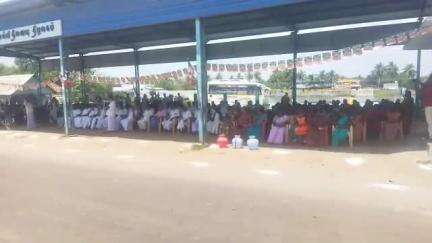 வேதாரண்யம்: தலைஞாயிறு பேரூராட்சியில் 12 நாளாக கொள்ளிடம் கூட்டுக் குடிநீர் விநியோகிக்கப்படாததால் அதிமுகவினர் உண்ணாவிரதப் போராட்டம்