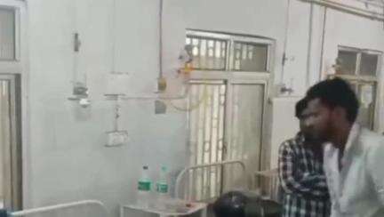मीनापुर: महदैया गांव में रंगदारी देने से इनकार पर युवक को गोली मारी, SKMCH में चल रहा इलाज