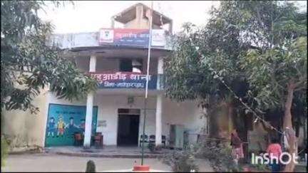महुआडांड़: महुआडांर थाना क्षेत्र के तिसिया जंगल से छत विक्षत अवस्था में एक अज्ञात युवक का शव बरामद