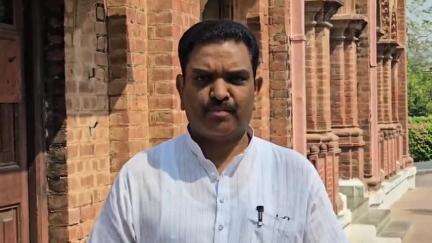 अखिलेश जी को है बस खुद पर अभिमान
कर दिया बाबा साहब का घोर अपमान -असीम अरुण (राज्य मंत्री स्वतंत्र प्रभार)
#viral #news