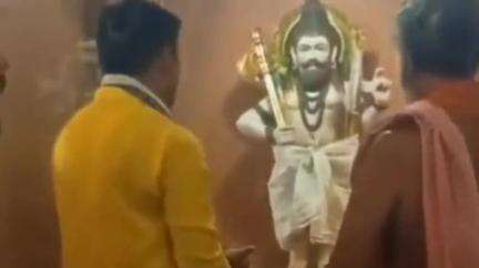 बासोदा: बासौदा में परशुराम जयंती पर ब्राह्मण समाज ने दो बालिकाओं को गोद लिया और बुजुर्गों का सम्मान किया