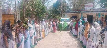 मनिका: सामुदायिक स्वास्थ्य केंद्र मनिका से परिवार नियोजन को लेकर निकाला गया जागरूकता रथ