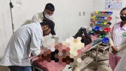 मऊ: कोपागंज में लगभग 50 वर्षीय व्यक्ति को ट्रक ने मारा धक्का, गंभीर हालत में जिला अस्पताल में भर्ती
