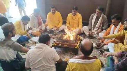 अक्षय तृतीया पर सर्व ब्राह्मण समाज धर्मशाला में विधि विधान से भगवान परशुराम जी की हवन पूजन पाठ किया गया।
