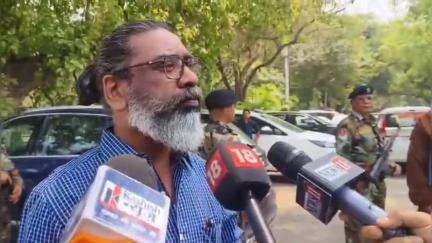 कांके: रांची हवाई अड्डे पर सीएम हेमंत सोरेन ने पहलगाम आतंकी हमले पर दुख व्यक्त किया